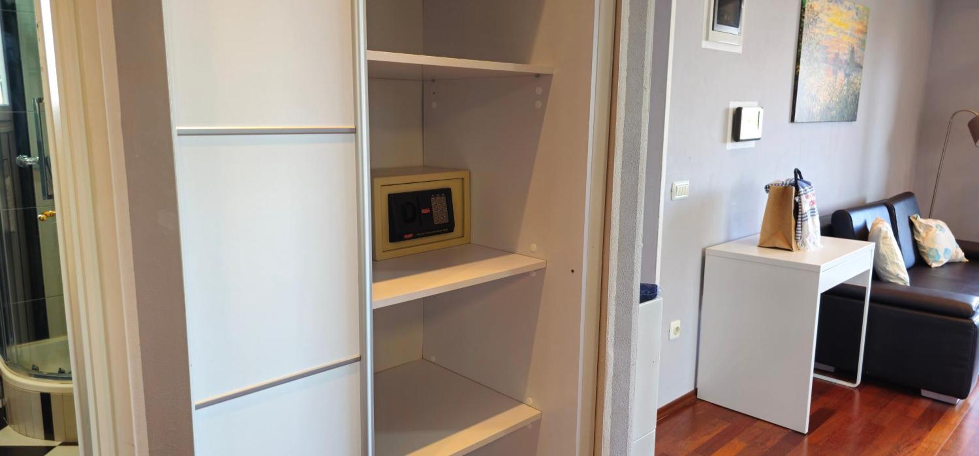 Apartament With A Parking Space - 16498